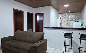 Apartamento com ar e exclusivo, zona sul de Ilhéus, bairro Hernani Sá